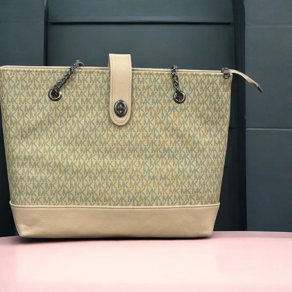 MICHAEL KORS FULL LENGTH HAND BAG