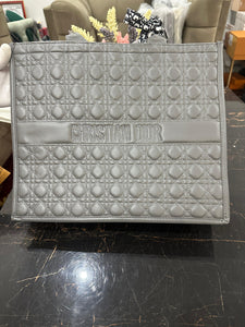 CHRISTIAN DIOR BAG FULL LENGTH