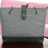 MICHAEL KORS FULL LENGTH HAND BAG