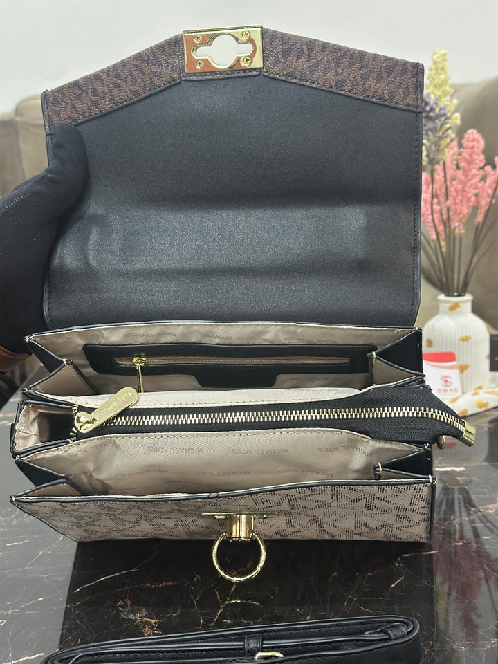 MICHAEL KORS SHOULDER BAG