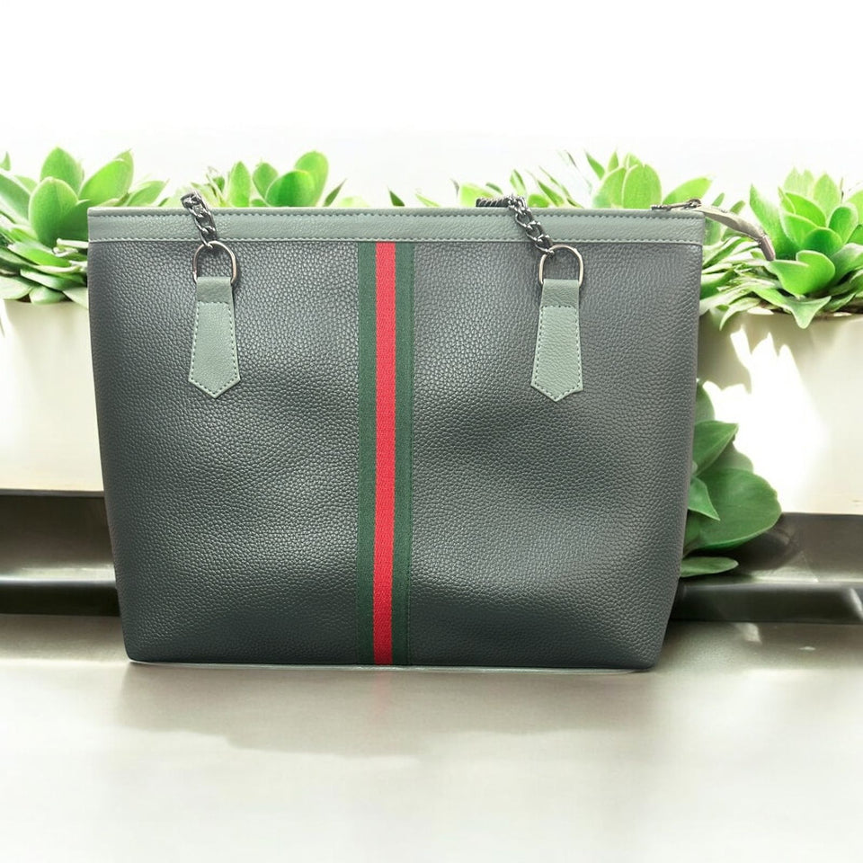 GUCCI FULL LENGTH HAND BAG