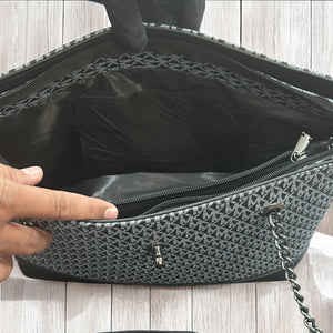 MICHAEL KORS FULL LENGTH HAND BAG