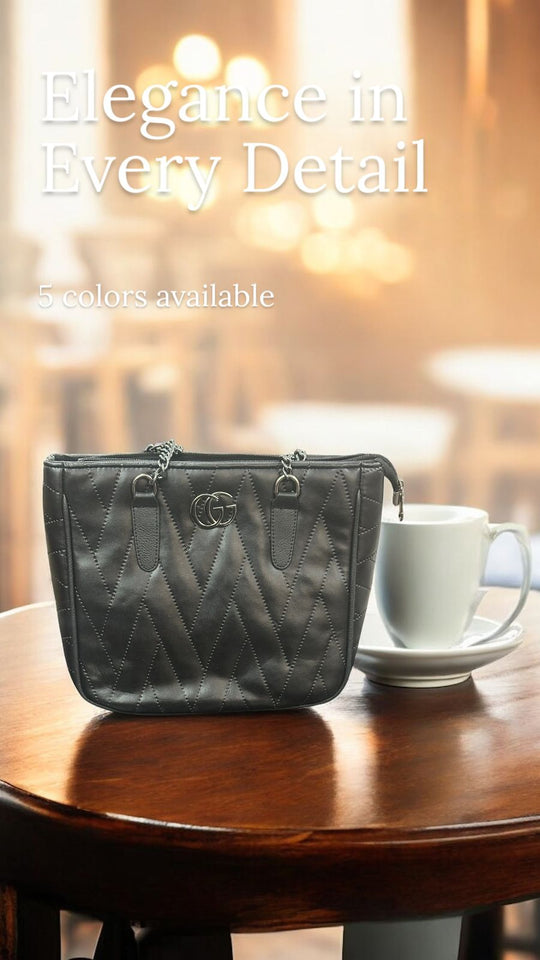 GUCCI FULL LENGTH HAND BAG
